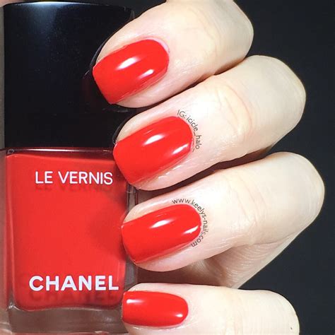 Chanel Rouge Red (546) Le Vernis Nail Colour Product Info